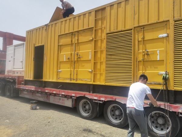 定州除了负载情况和发动机维护，还有哪些因素会影响 200kw 柴油发电机的油耗？