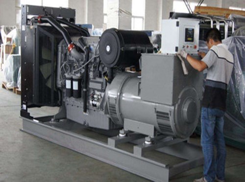 定州柴油发电机组和储能设备配合使用的案例