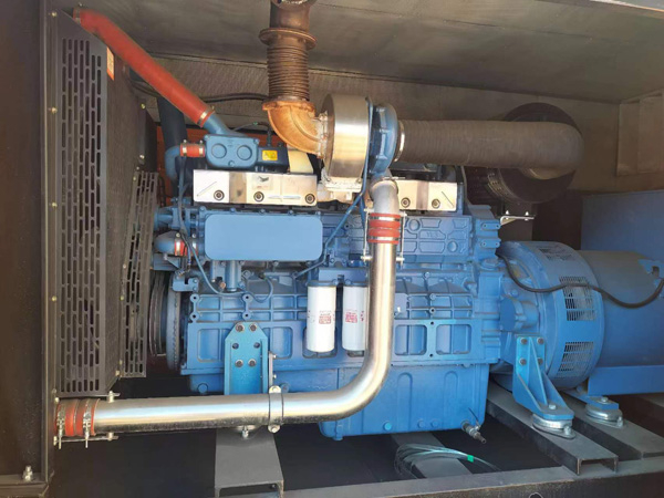 定州燃油消耗率与进气温度的具体关系是什么？