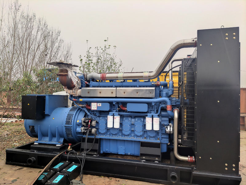 定州柴油发电机组更换机油时，应遵循哪些步骤？